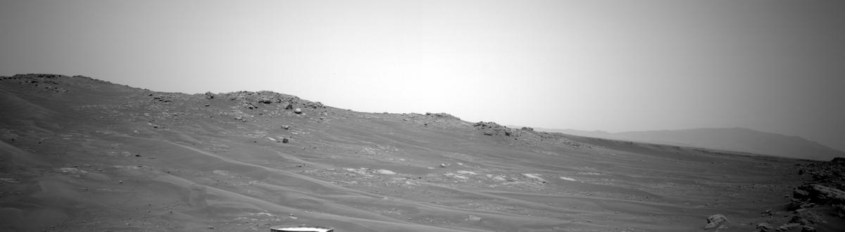 This image was taken by NAVCAM_LEFT onboard NASA's Mars rover Perseverance on Sol 318