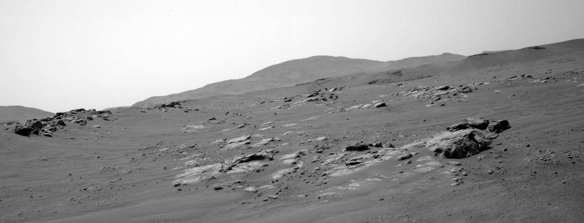 This image was taken by NAVCAM_LEFT onboard NASA's Mars rover Perseverance on Sol 318