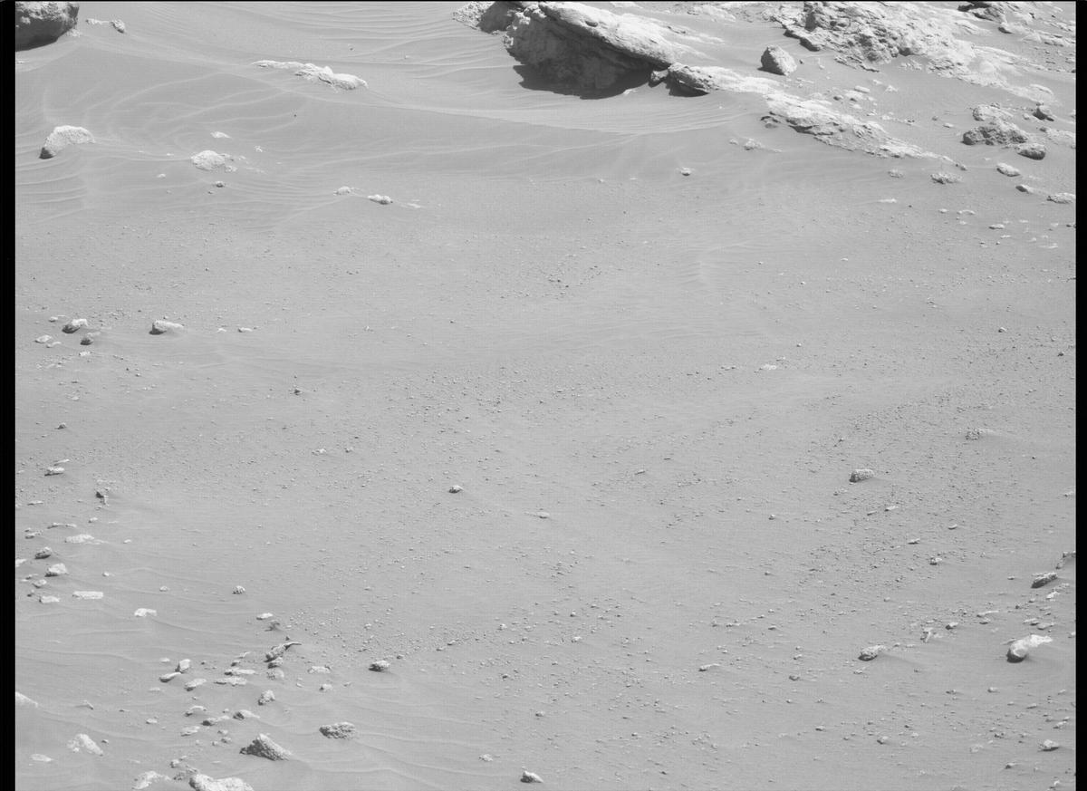 This image was taken by MCZ_LEFT onboard NASA's Mars rover Perseverance on Sol 320