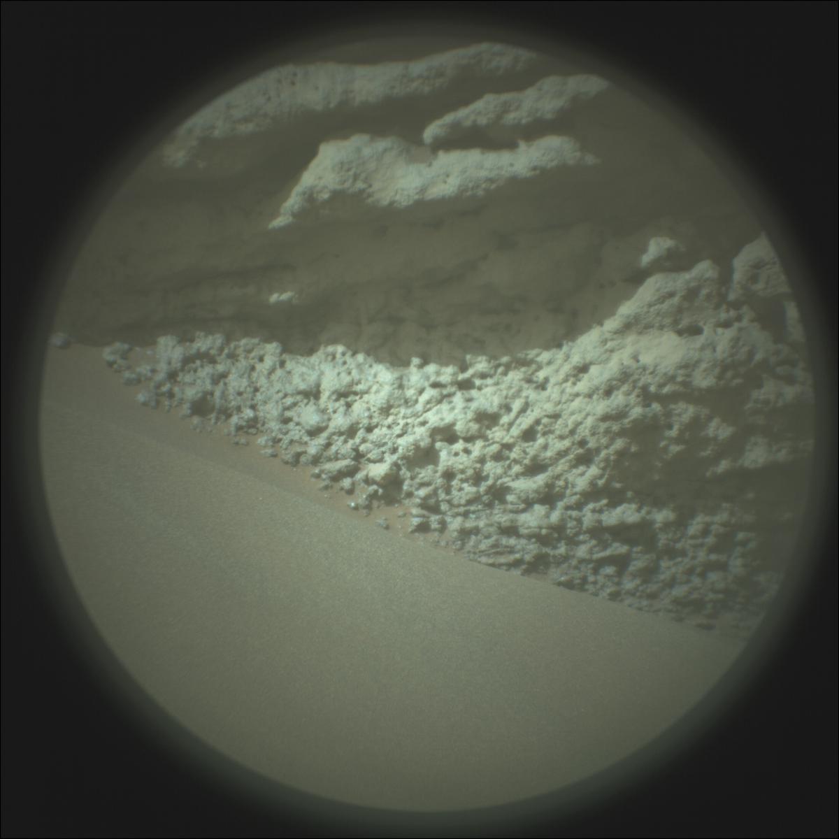 This image was taken by SUPERCAM_RMI onboard NASA's Mars rover Perseverance on Sol 322