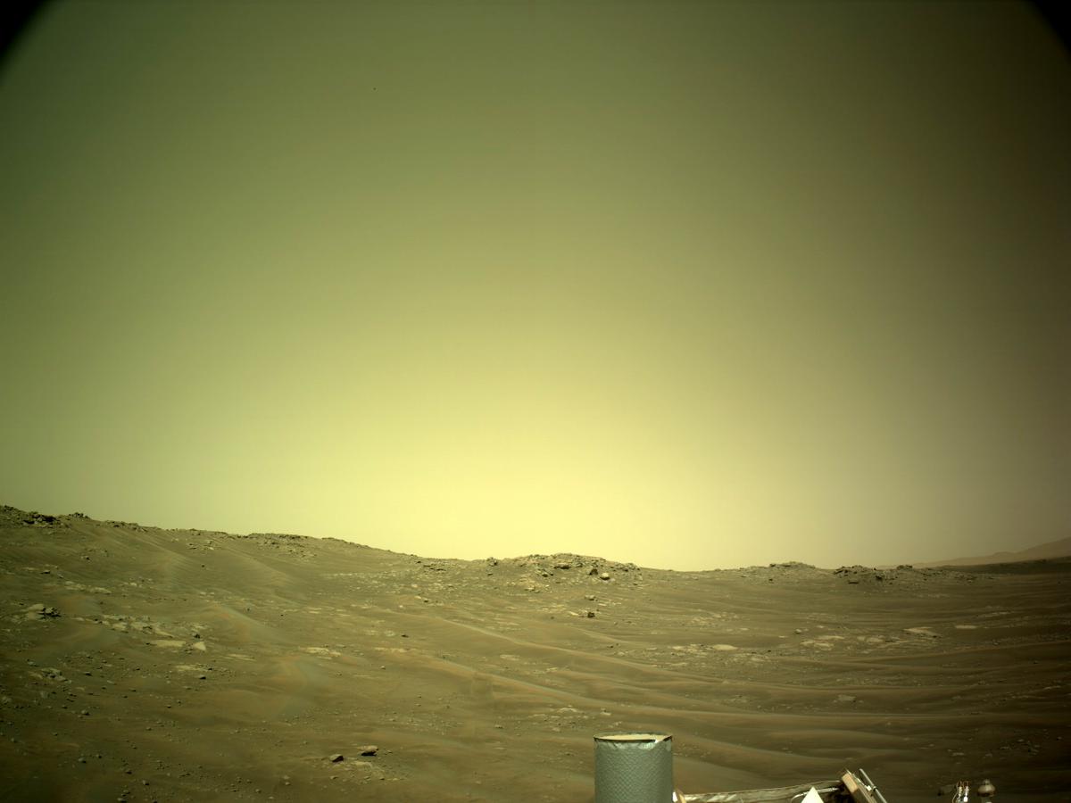 This image was taken by NAVCAM_LEFT onboard NASA's Mars rover Perseverance on Sol 323