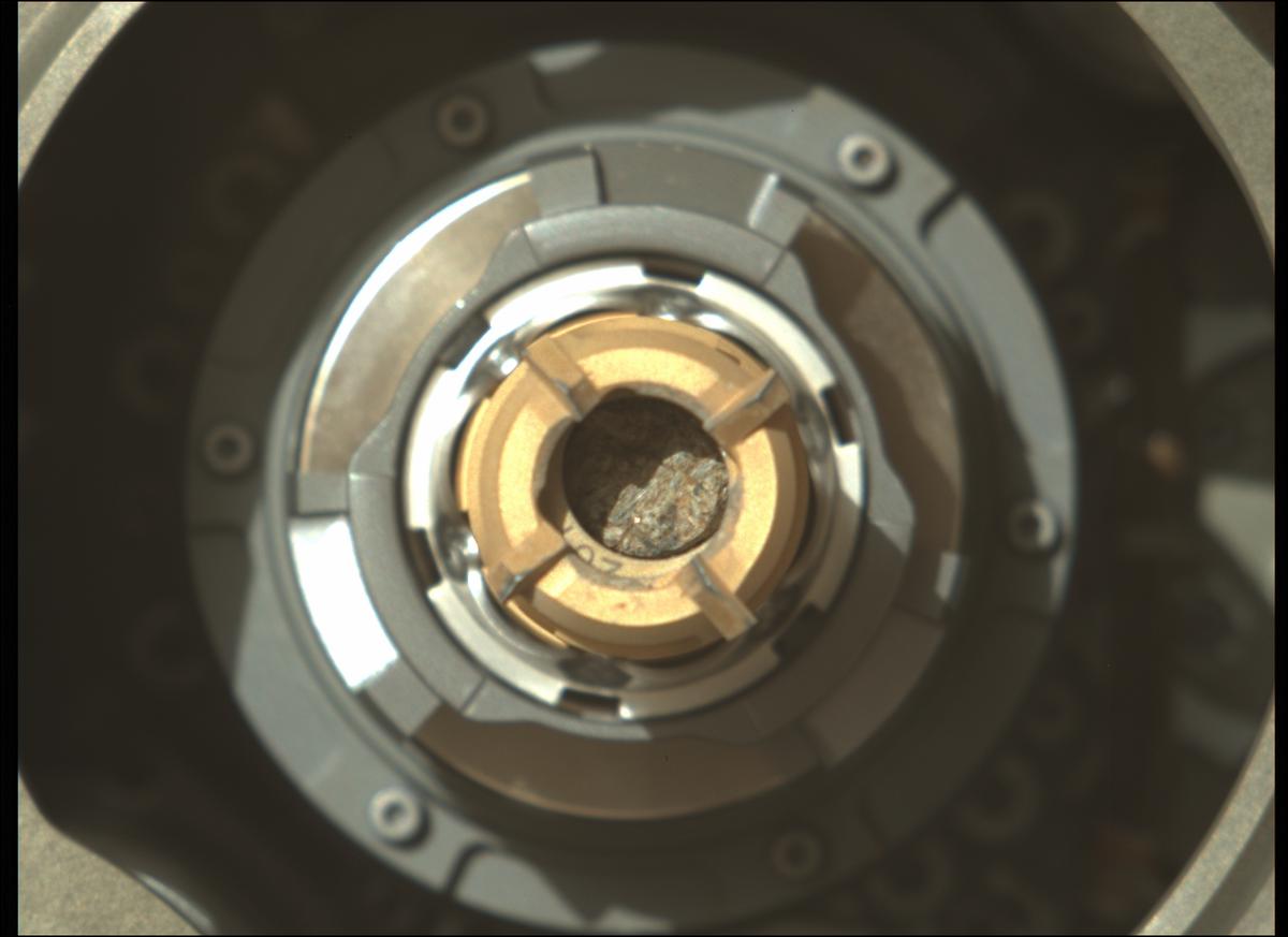 This image was taken by MCZ_LEFT onboard NASA's Mars rover Perseverance on Sol 324