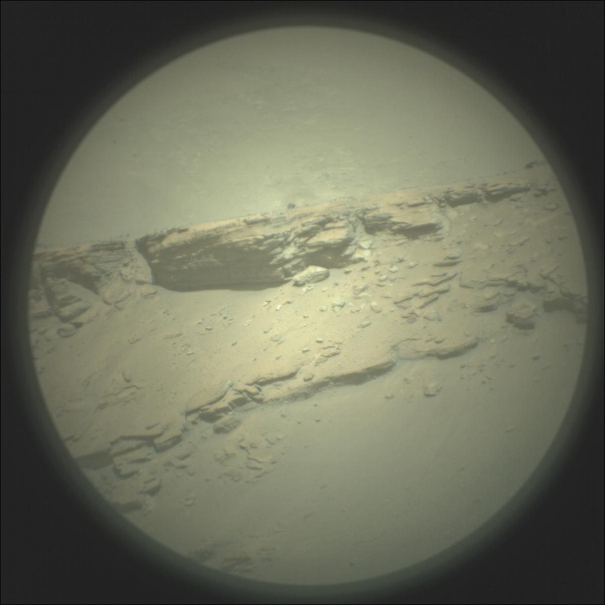 This image was taken by SUPERCAM_RMI onboard NASA's Mars rover Perseverance on Sol 325