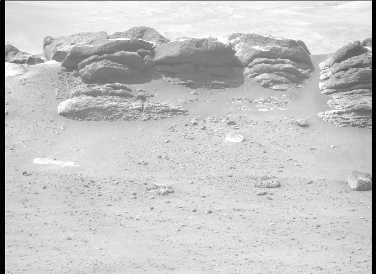 This image was taken by MCZ_RIGHT onboard NASA's Mars rover Perseverance on Sol 331