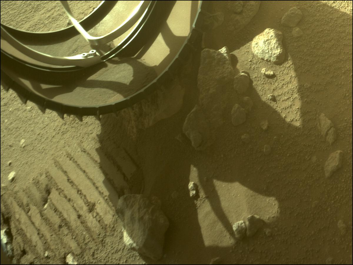 This image was taken by FRONT_HAZCAM_LEFT_A onboard NASA's Mars rover Perseverance on Sol 333