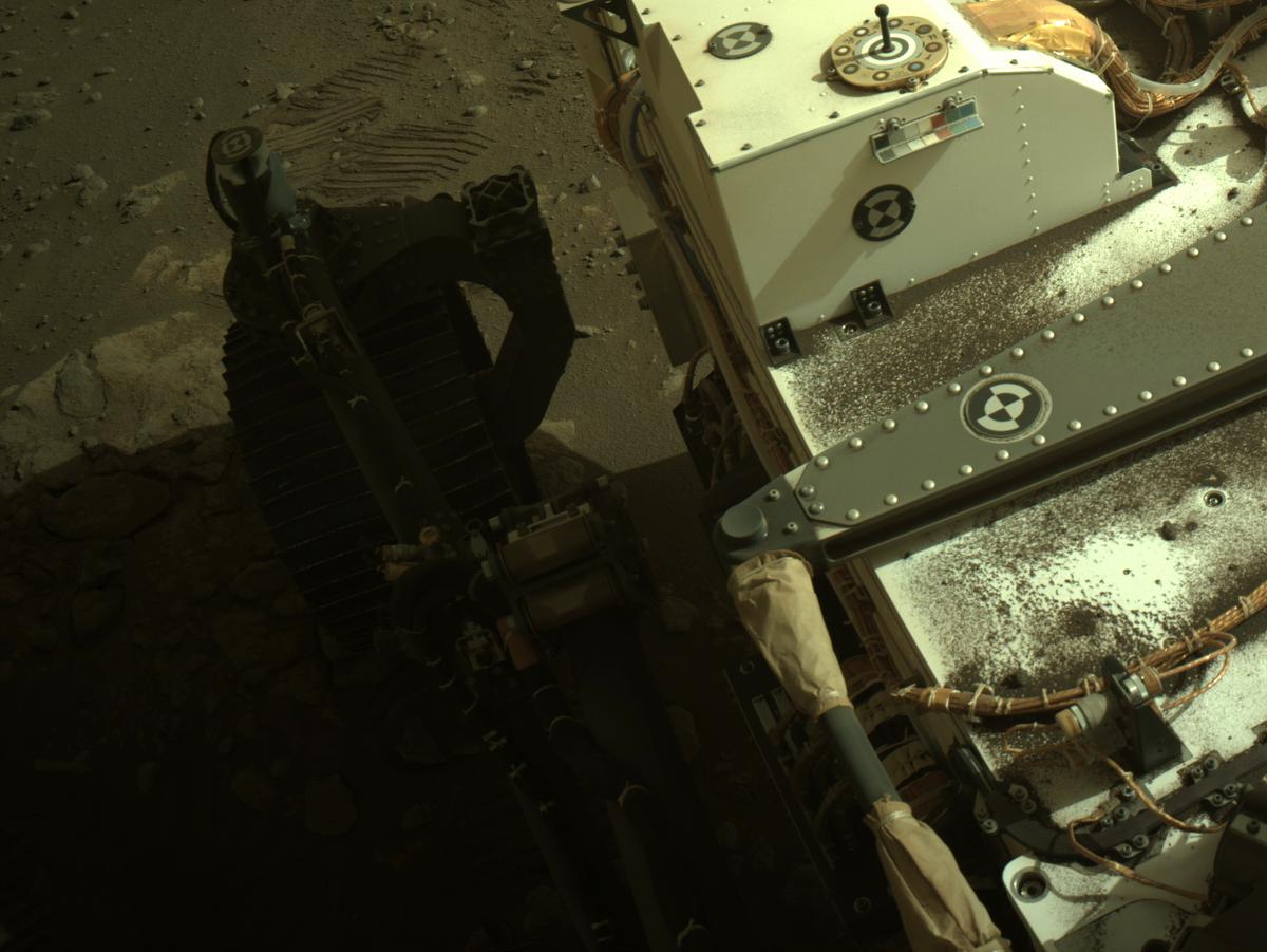 This image was taken by NAVCAM_LEFT onboard NASA's Mars rover Perseverance on Sol 333