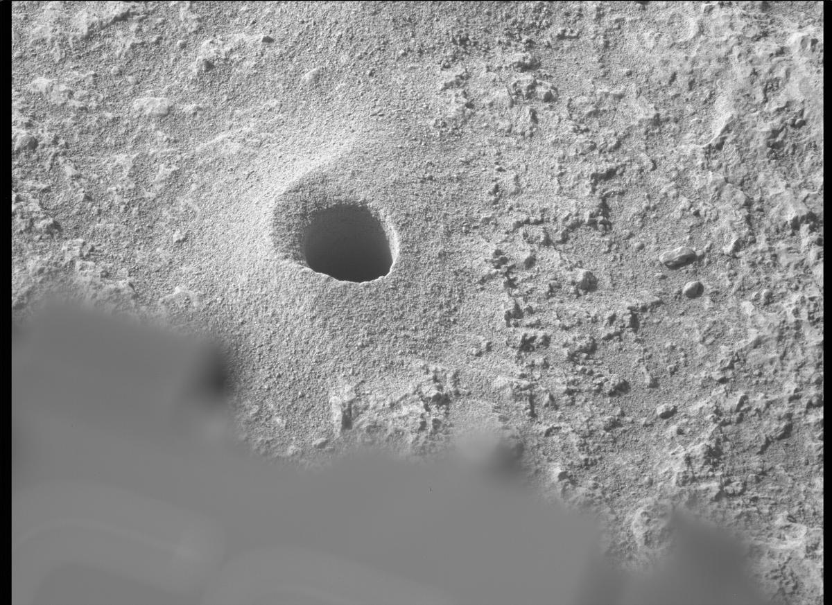 This image was taken by MCZ_LEFT onboard NASA's Mars rover Perseverance on Sol 333