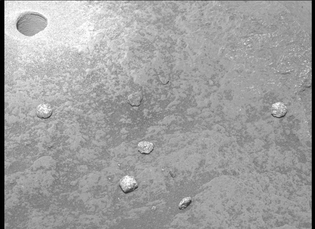 This image was taken by MCZ_LEFT onboard NASA's Mars rover Perseverance on Sol 337