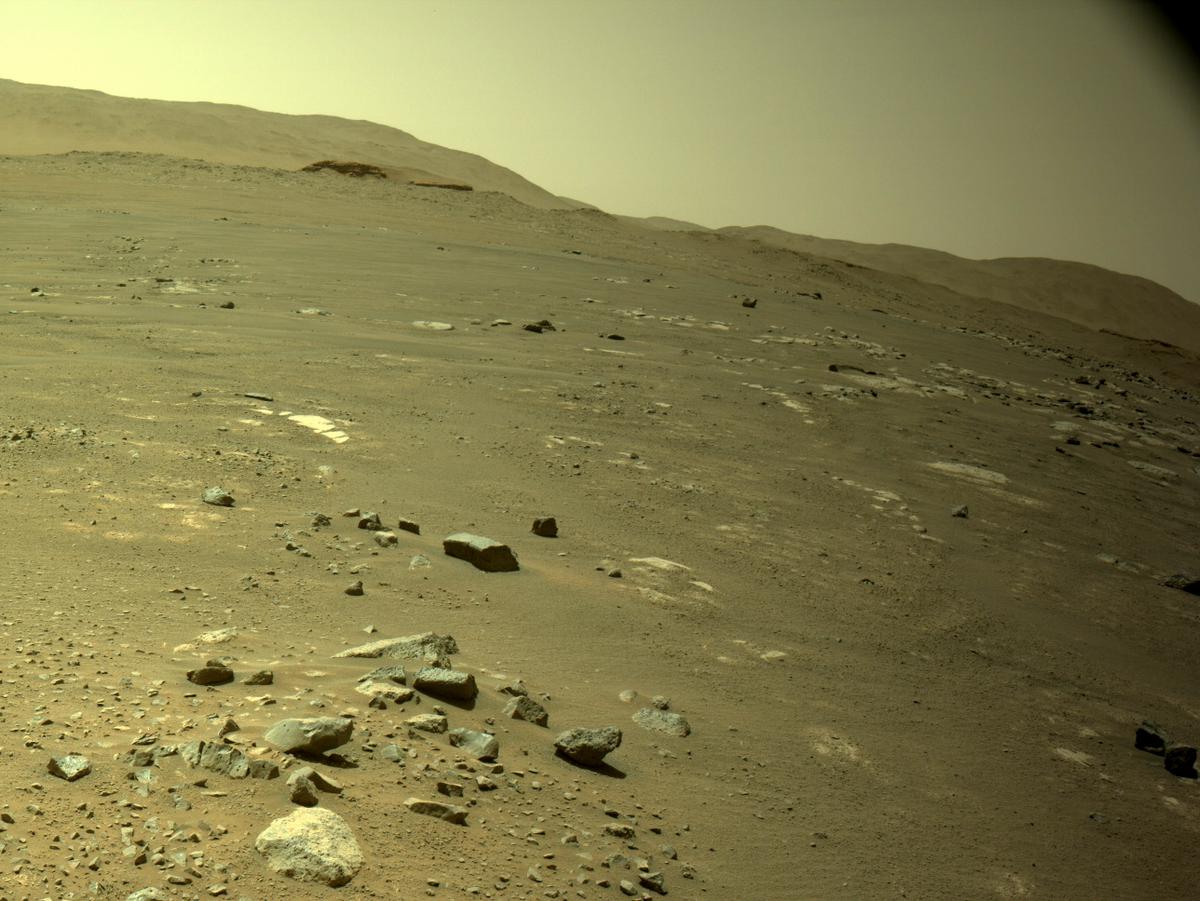 This image was taken by NAVCAM_LEFT onboard NASA's Mars rover Perseverance on Sol 340