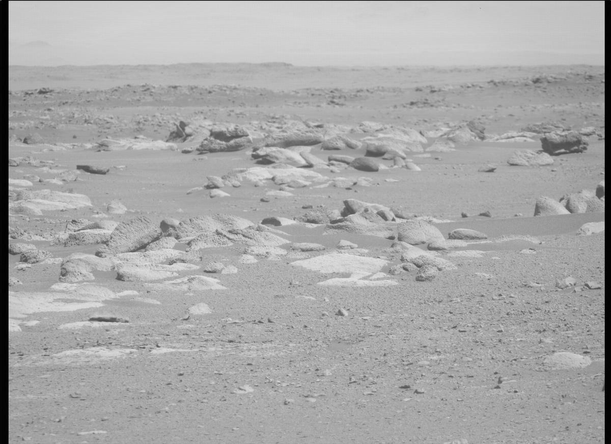 This image was taken by MCZ_RIGHT onboard NASA's Mars rover Perseverance on Sol 341