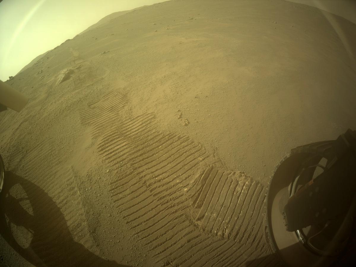 This image was taken by REAR_HAZCAM_RIGHT onboard NASA's Mars rover Perseverance on Sol 342