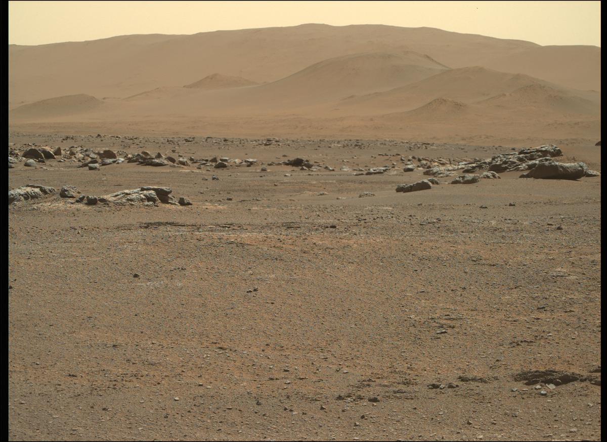 This image was taken by MCZ_RIGHT onboard NASA's Mars rover Perseverance on Sol 344