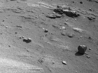 View image taken on Mars, Mars Perseverance Sol 346: Right Navigation Camera (Navcam)