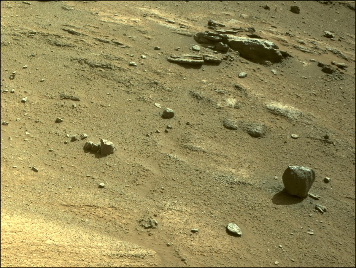 This image was taken by NAVCAM_RIGHT onboard NASA's Mars rover Perseverance on Sol 346