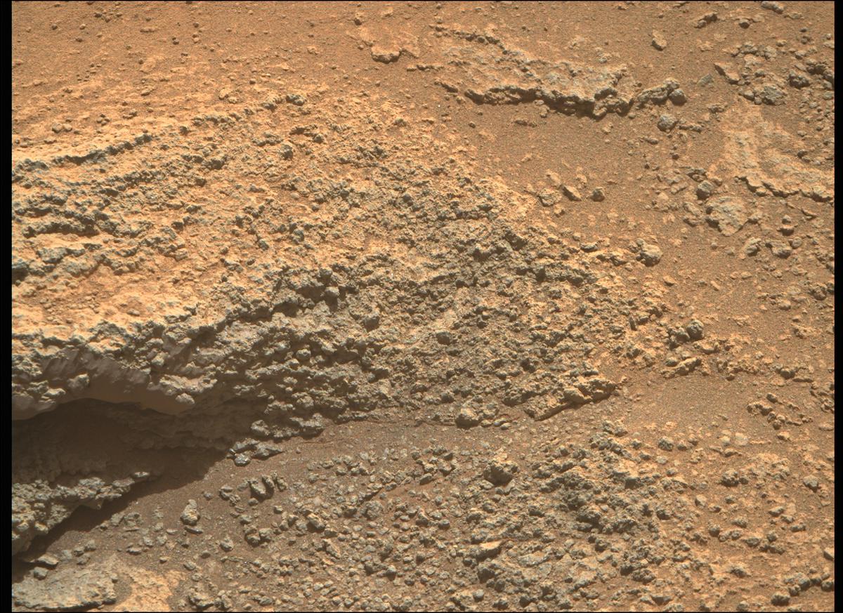 This image was taken by MCZ_RIGHT onboard NASA's Mars rover Perseverance on Sol 347