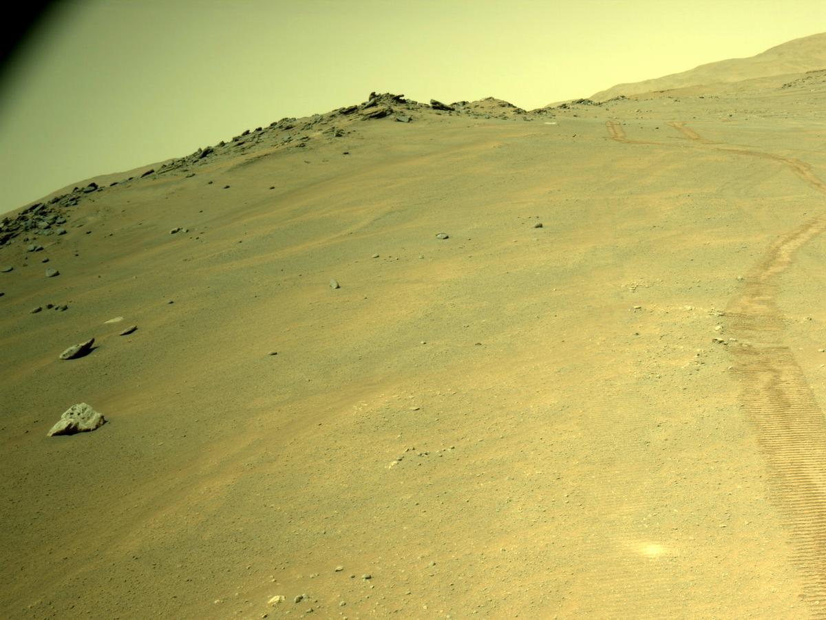 This image was taken by NAVCAM_LEFT onboard NASA's Mars rover Perseverance on Sol 351