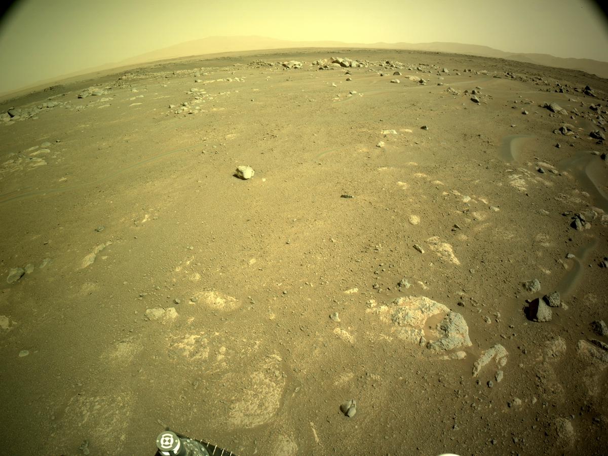 This image was taken by NAVCAM_RIGHT onboard NASA's Mars rover Perseverance on Sol 353
