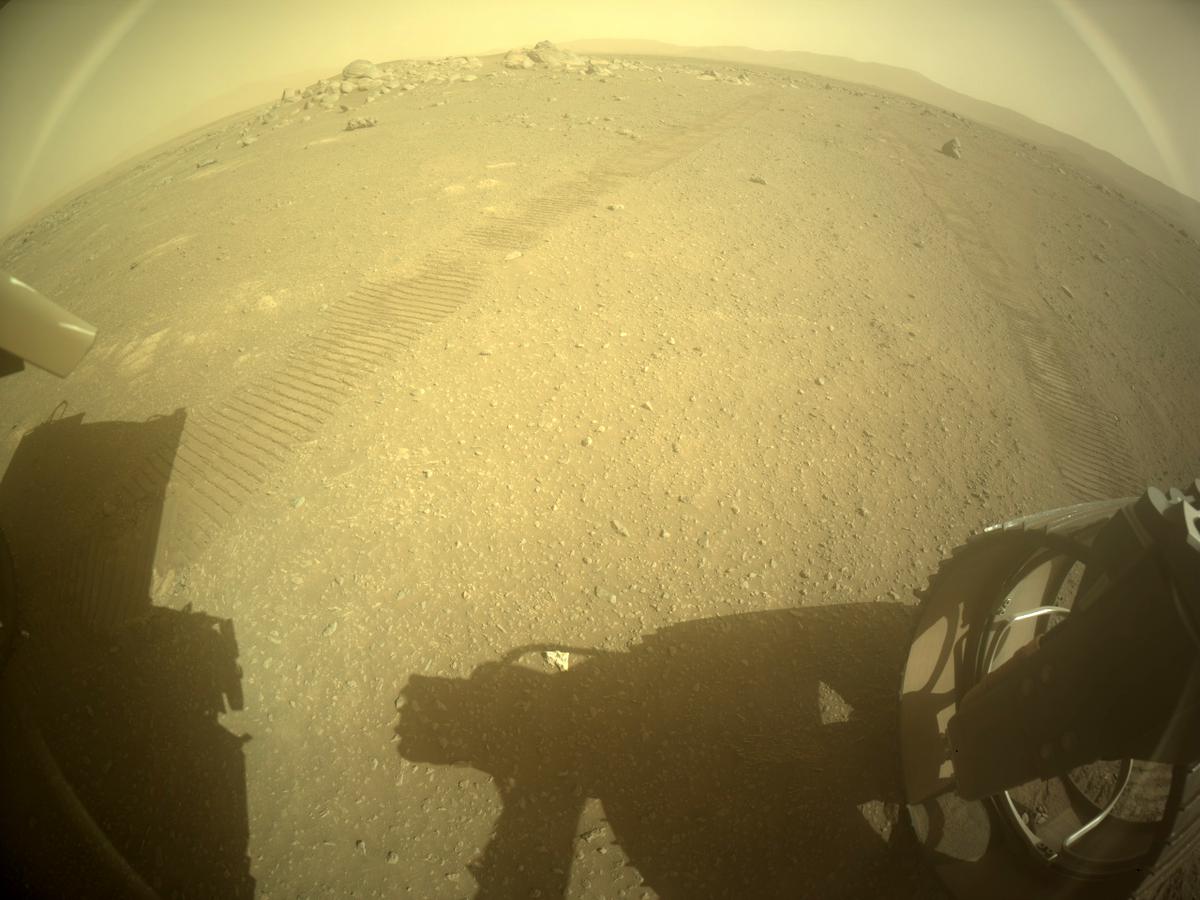 This image was taken by REAR_HAZCAM_RIGHT onboard NASA's Mars rover Perseverance on Sol 354