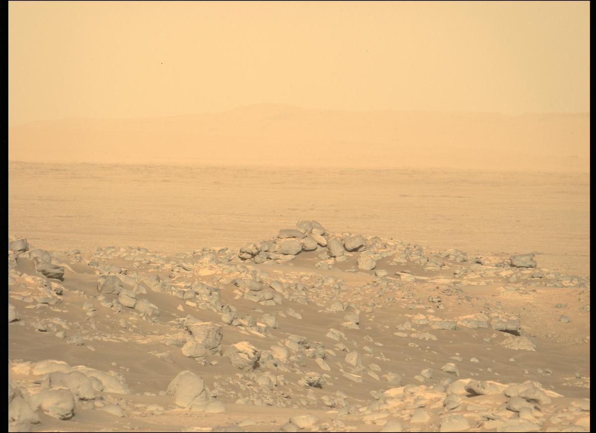This image was taken by MCZ_LEFT onboard NASA's Mars rover Perseverance on Sol 354