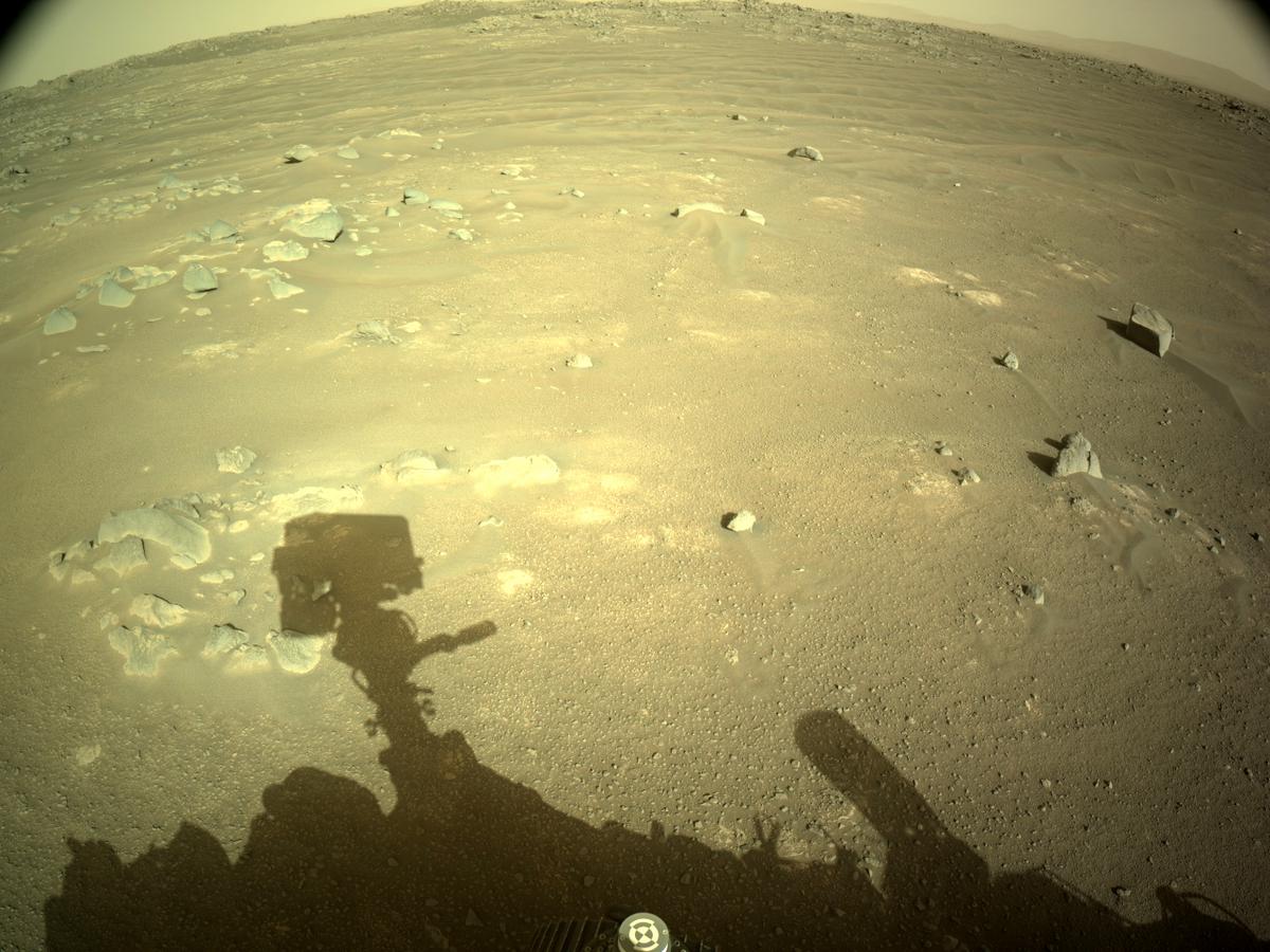 This image was taken by NAVCAM_LEFT onboard NASA's Mars rover Perseverance on Sol 355