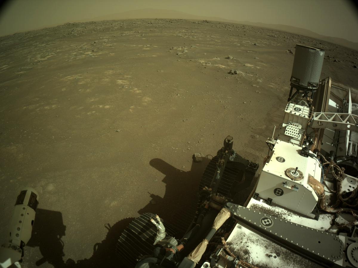 This image was taken by NAVCAM_RIGHT onboard NASA's Mars rover Perseverance on Sol 355