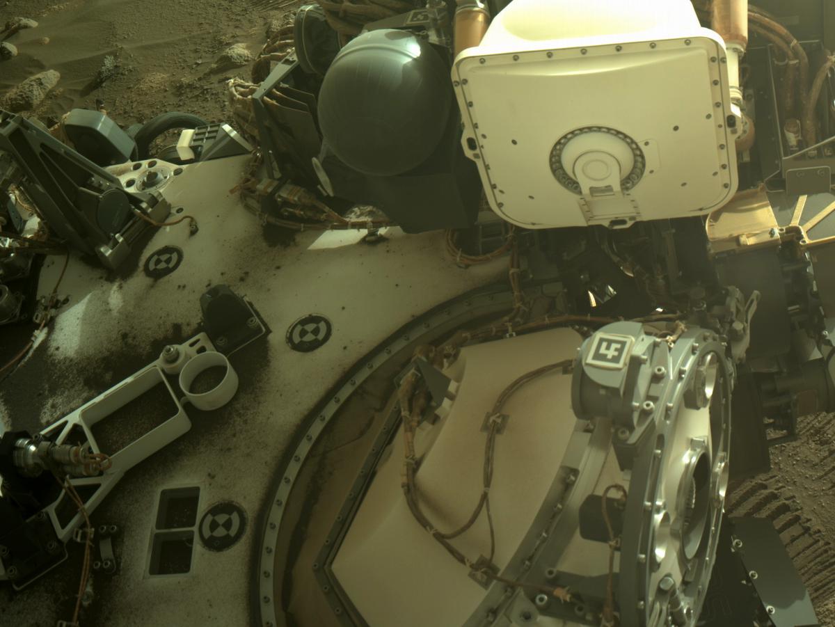 This image was taken by NAVCAM_RIGHT onboard NASA's Mars rover Perseverance on Sol 355