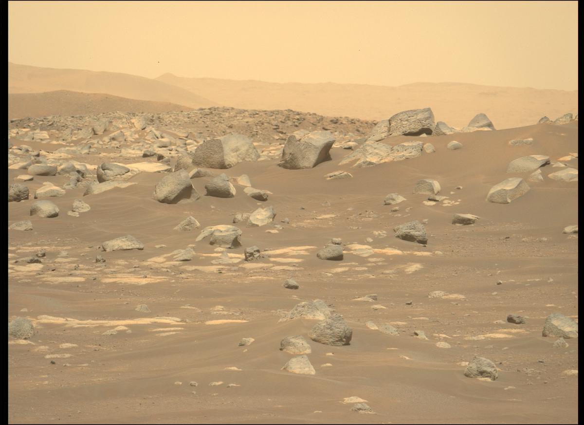 This image was taken by MCZ_LEFT onboard NASA's Mars rover Perseverance on Sol 357