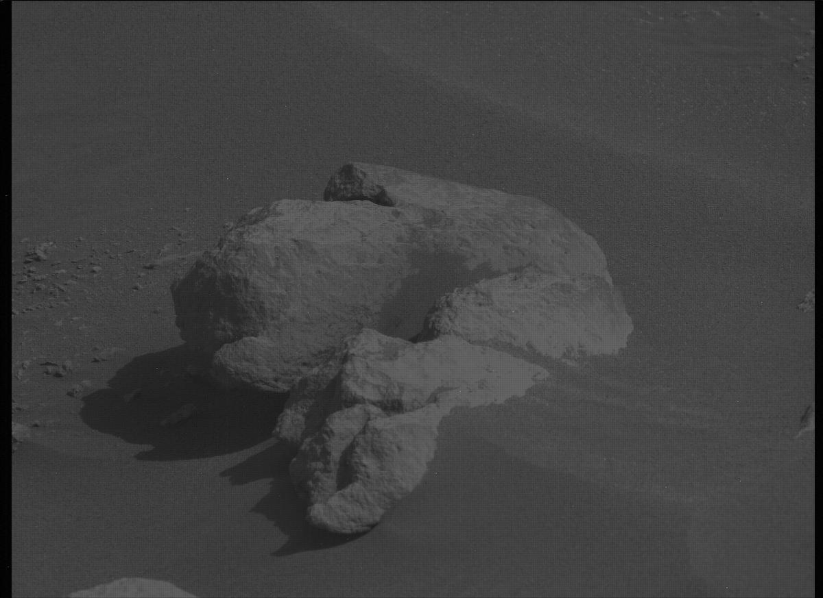 This image was taken by MCZ_LEFT onboard NASA's Mars rover Perseverance on Sol 357