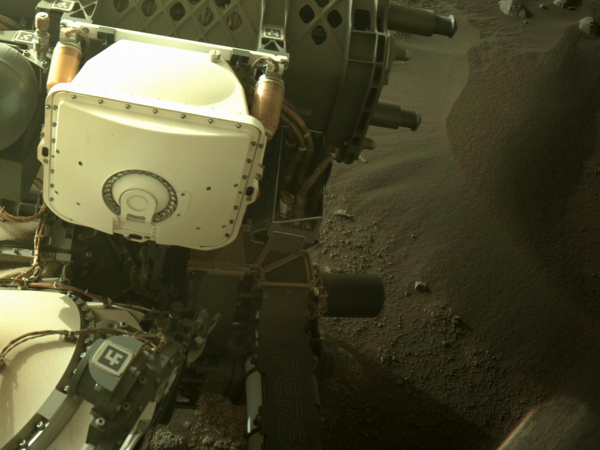 This image was taken by NAVCAM_RIGHT onboard NASA's Mars rover Perseverance on Sol 358