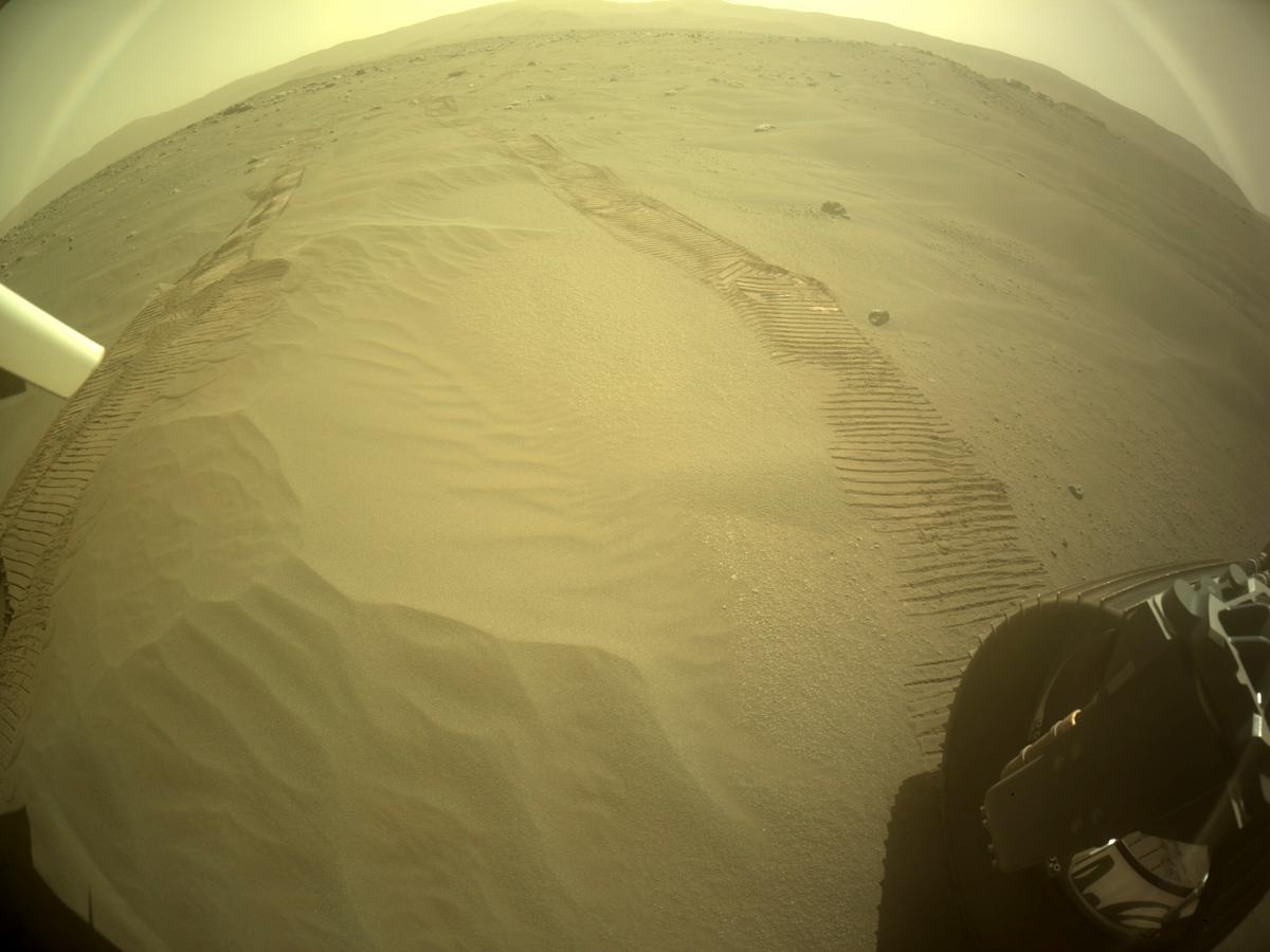 This image was taken by REAR_HAZCAM_RIGHT onboard NASA's Mars rover Perseverance on Sol 359