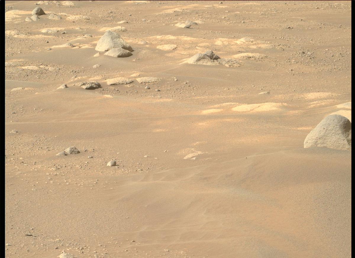 This image was taken by MCZ_RIGHT onboard NASA's Mars rover Perseverance on Sol 359