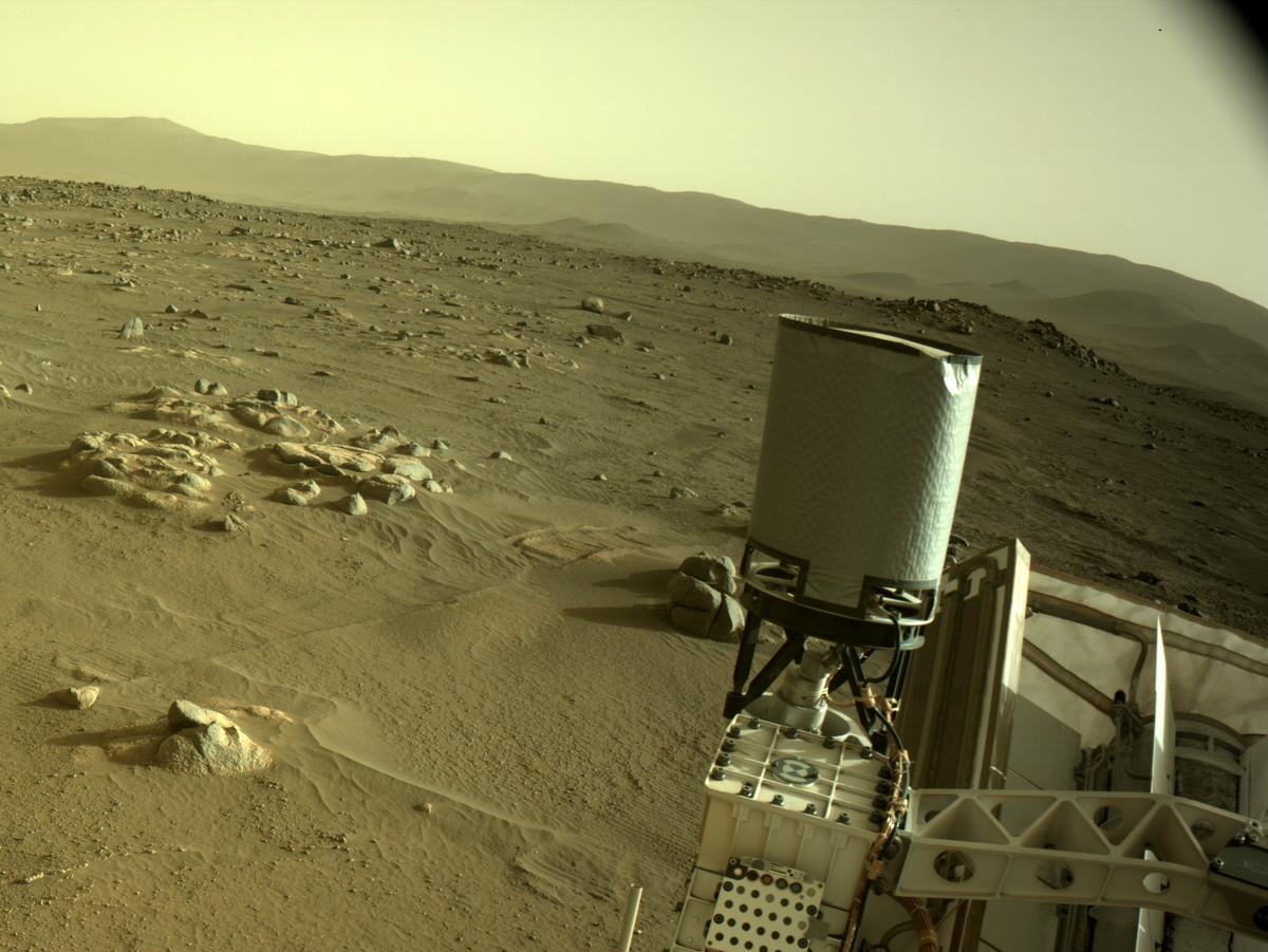 This image was taken by NAVCAM_RIGHT onboard NASA's Mars rover Perseverance on Sol 360