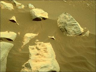 View image taken on Mars, Mars Perseverance Sol 361: Right Navigation Camera (Navcam)