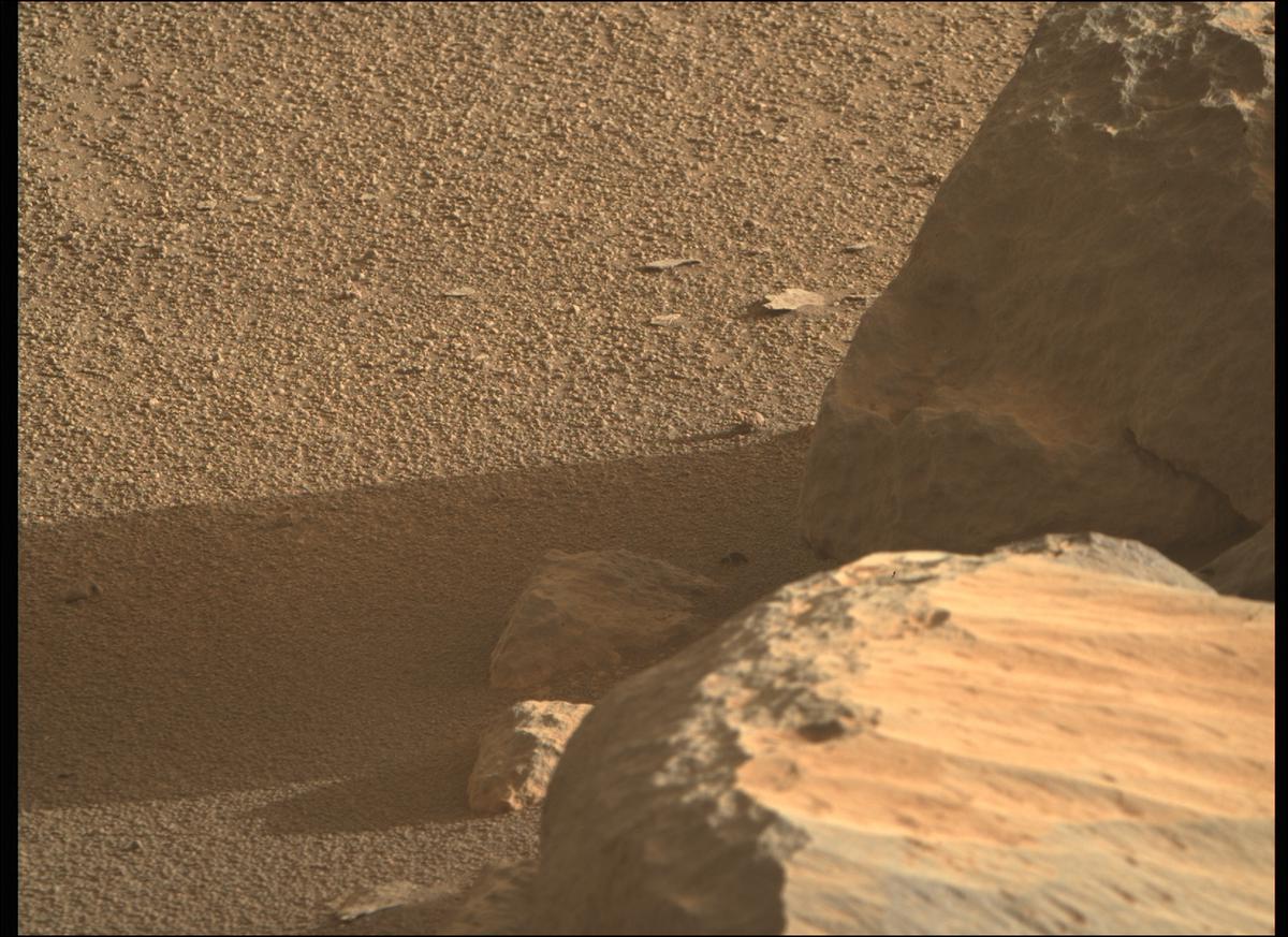 This image was taken by MCZ_RIGHT onboard NASA's Mars rover Perseverance on Sol 362