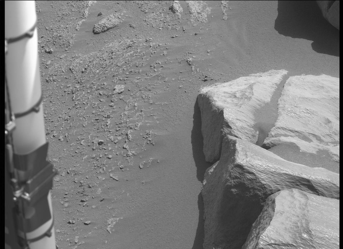 This image was taken by MCZ_LEFT onboard NASA's Mars rover Perseverance on Sol 364