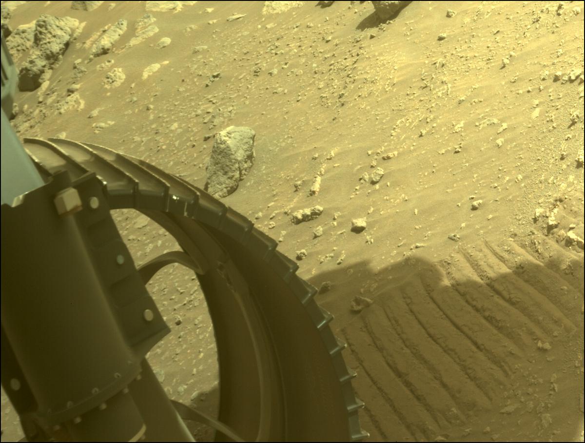 This image was taken by FRONT_HAZCAM_LEFT_A onboard NASA's Mars rover Perseverance on Sol 367