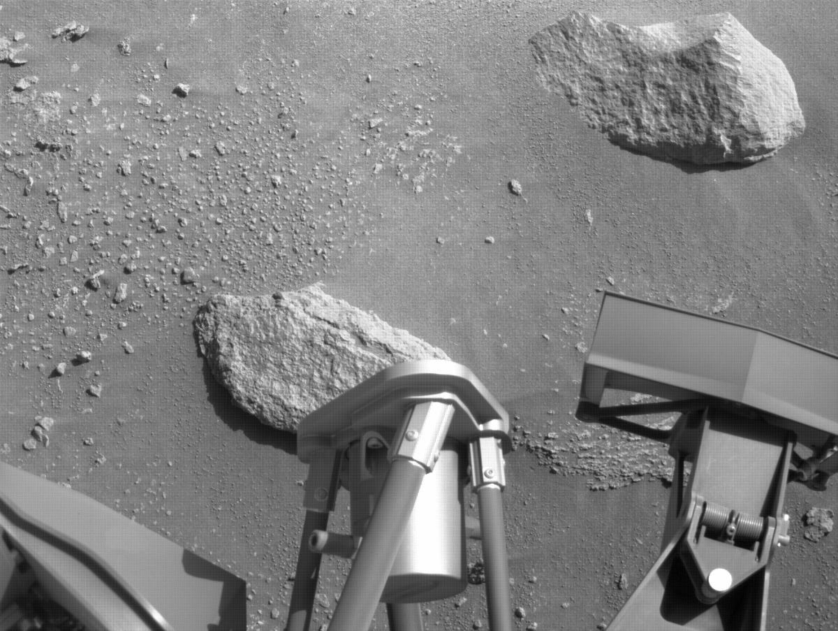 This image was taken by NAVCAM_LEFT onboard NASA's Mars rover Perseverance on Sol 367