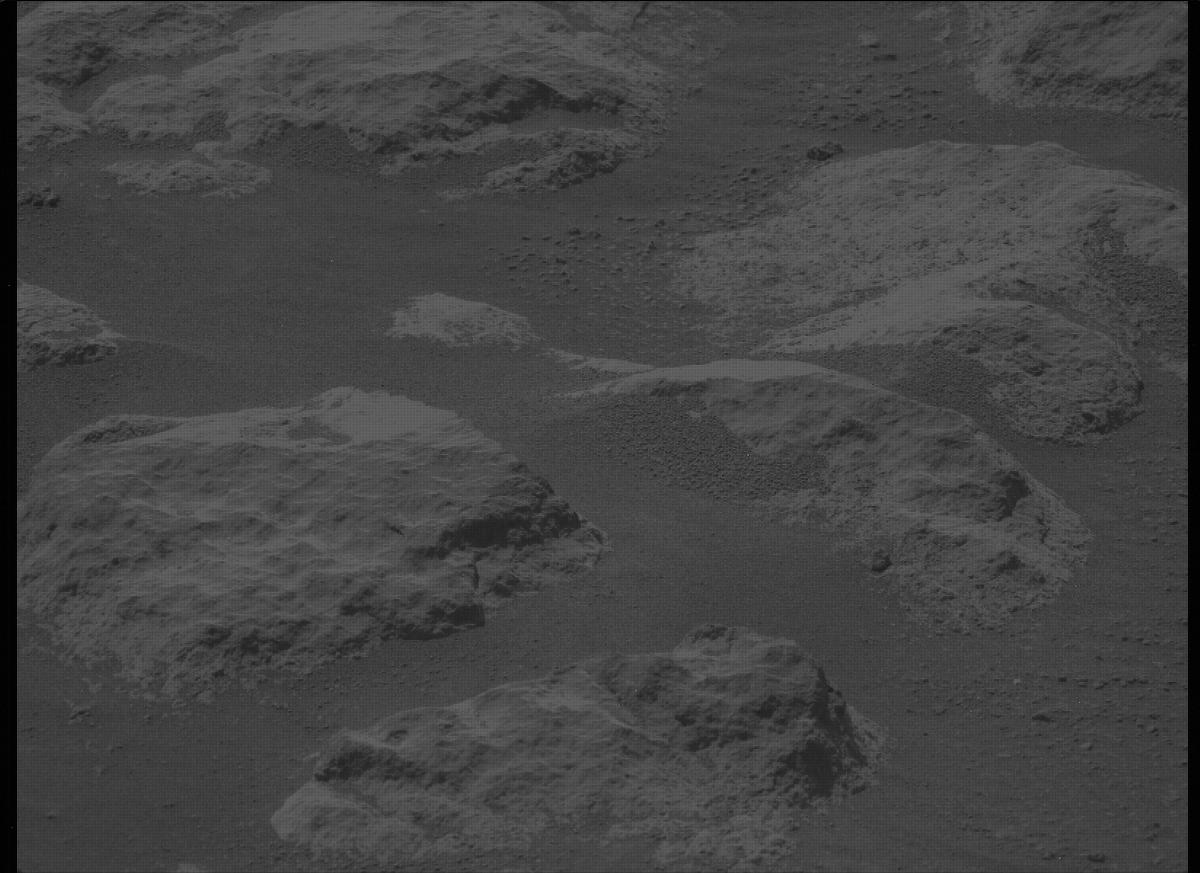 This image was taken by MCZ_LEFT onboard NASA's Mars rover Perseverance on Sol 373