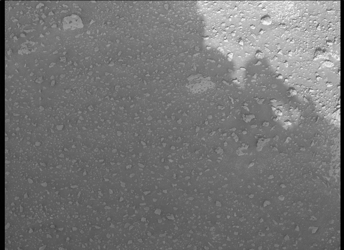 This image was taken by MCZ_RIGHT onboard NASA's Mars rover Perseverance on Sol 379