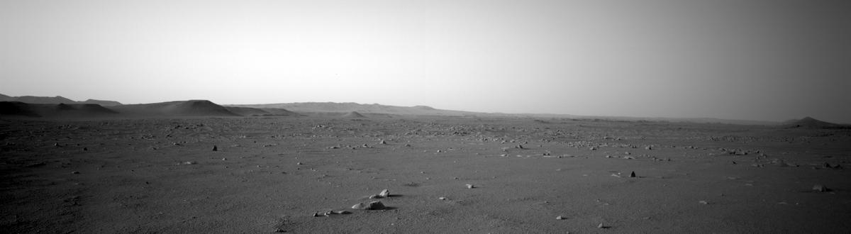 This image was taken by NAVCAM_LEFT onboard NASA's Mars rover Perseverance on Sol 380