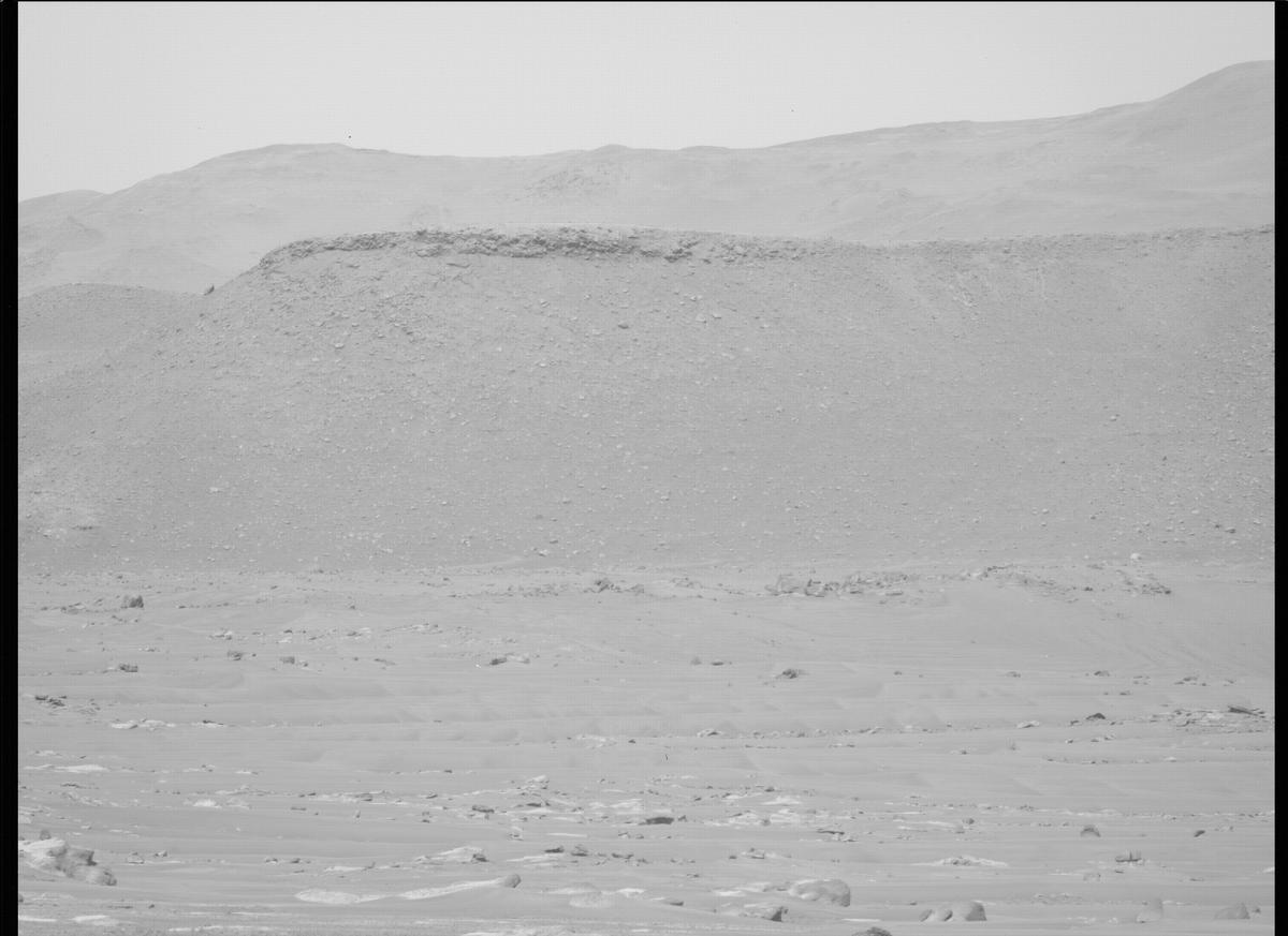 This image was taken by MCZ_LEFT onboard NASA's Mars rover Perseverance on Sol 382