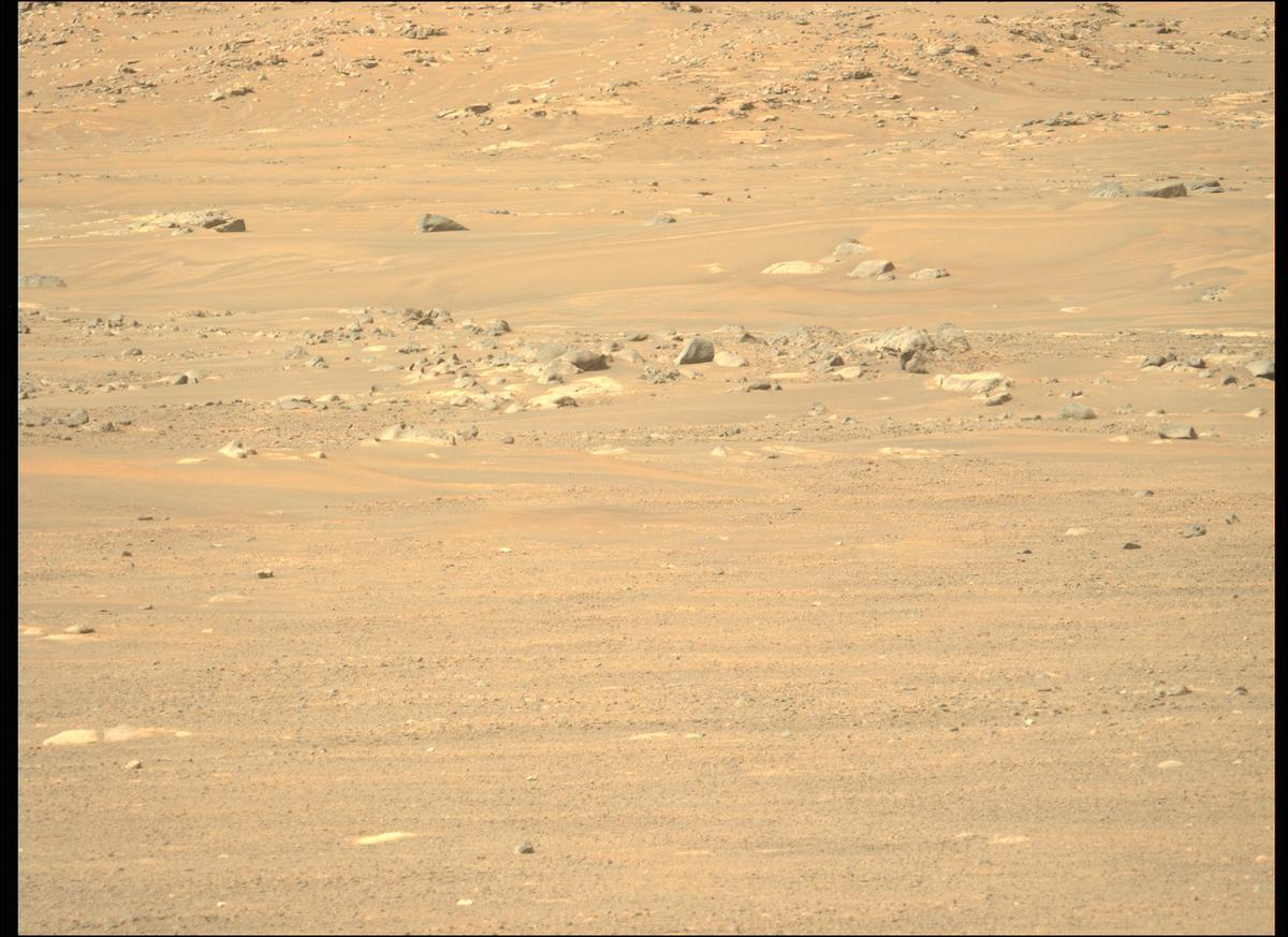 This image was taken by MCZ_LEFT onboard NASA's Mars rover Perseverance on Sol 382