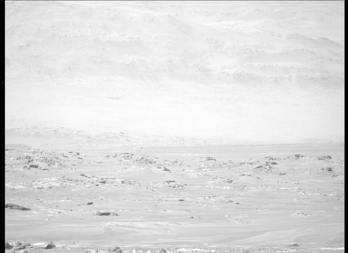 This image was taken by MCZ_LEFT onboard NASA's Mars rover Perseverance on Sol 382