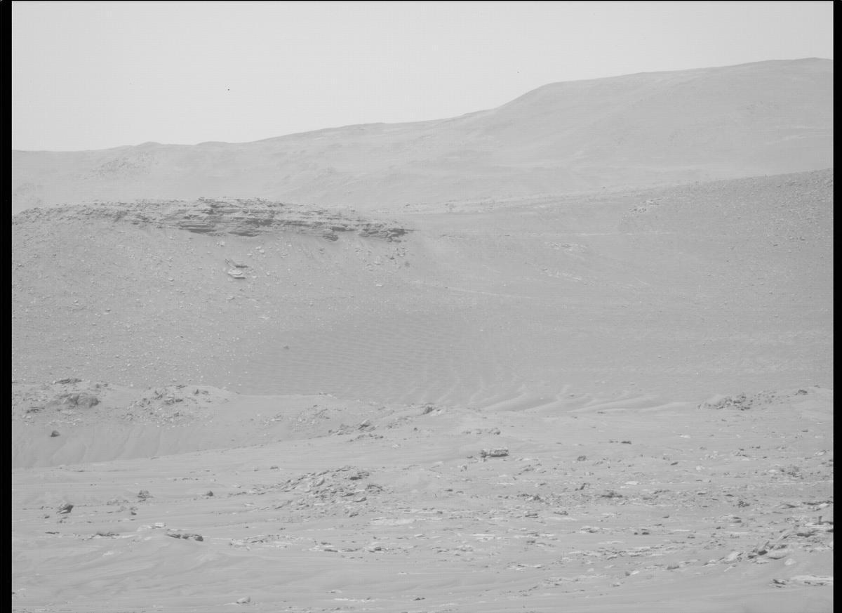 This image was taken by MCZ_LEFT onboard NASA's Mars rover Perseverance on Sol 383