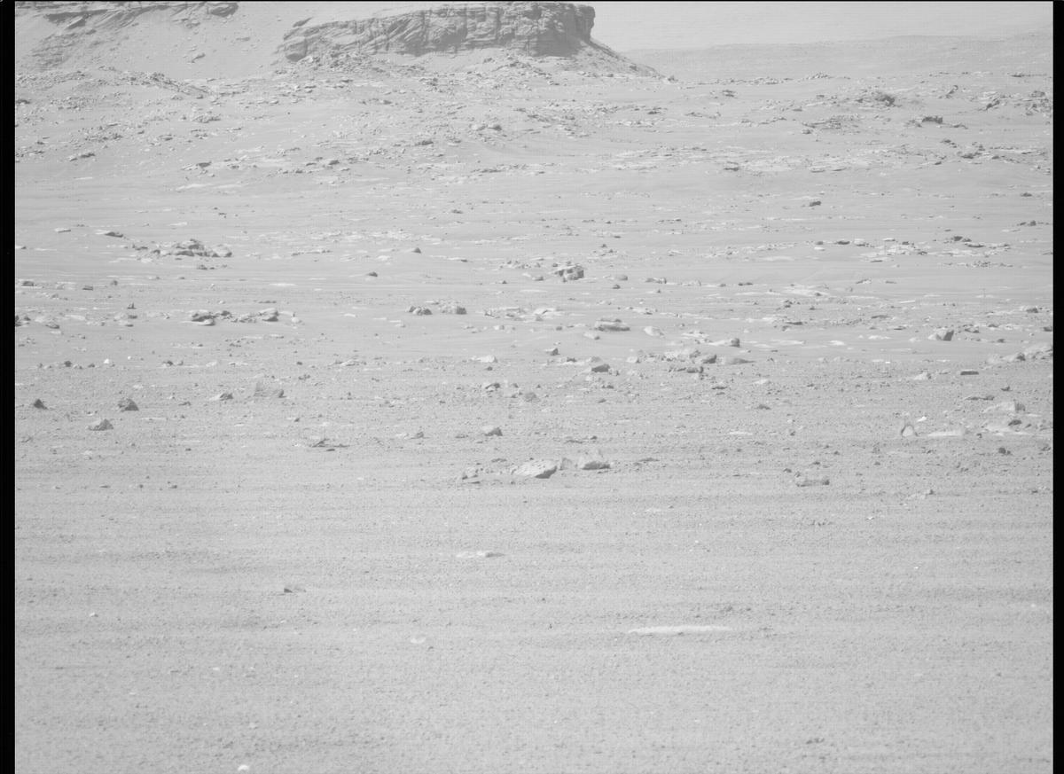 This image was taken by MCZ_LEFT onboard NASA's Mars rover Perseverance on Sol 383