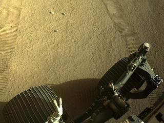 View image taken on Mars, Mars Perseverance Sol 385: Right Navigation Camera (Navcam)