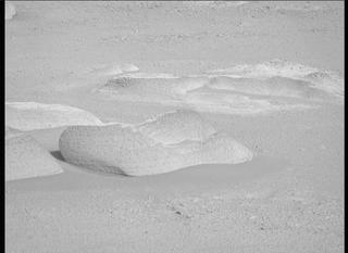 View image taken on Mars, Mars Perseverance Sol 385: Left Mastcam-Z Camera