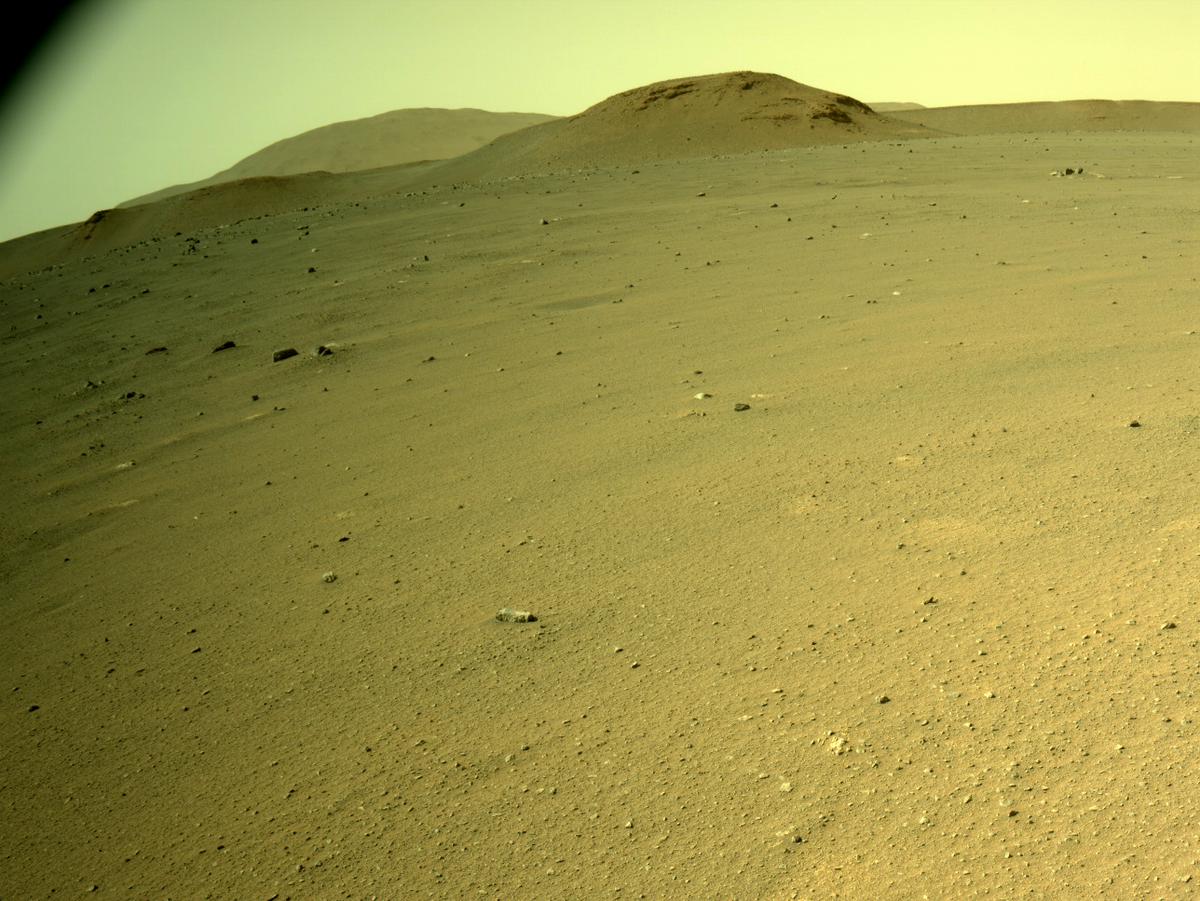 This image was taken by NAVCAM_LEFT onboard NASA's Mars rover Perseverance on Sol 394