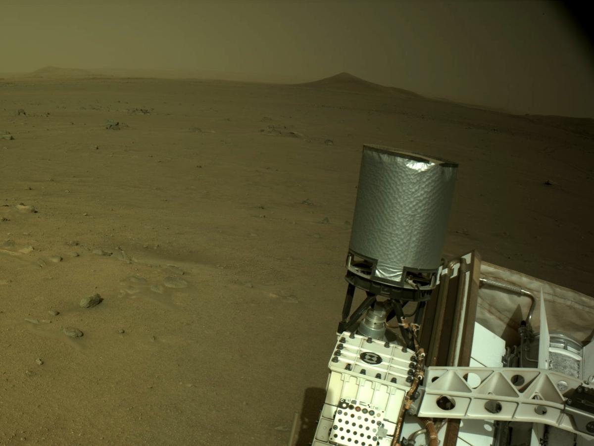 This image was taken by NAVCAM_RIGHT onboard NASA's Mars rover Perseverance on Sol 395