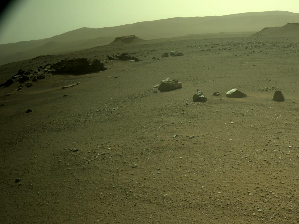 This image was taken by NAVCAM_RIGHT onboard NASA's Mars rover Perseverance on Sol 396